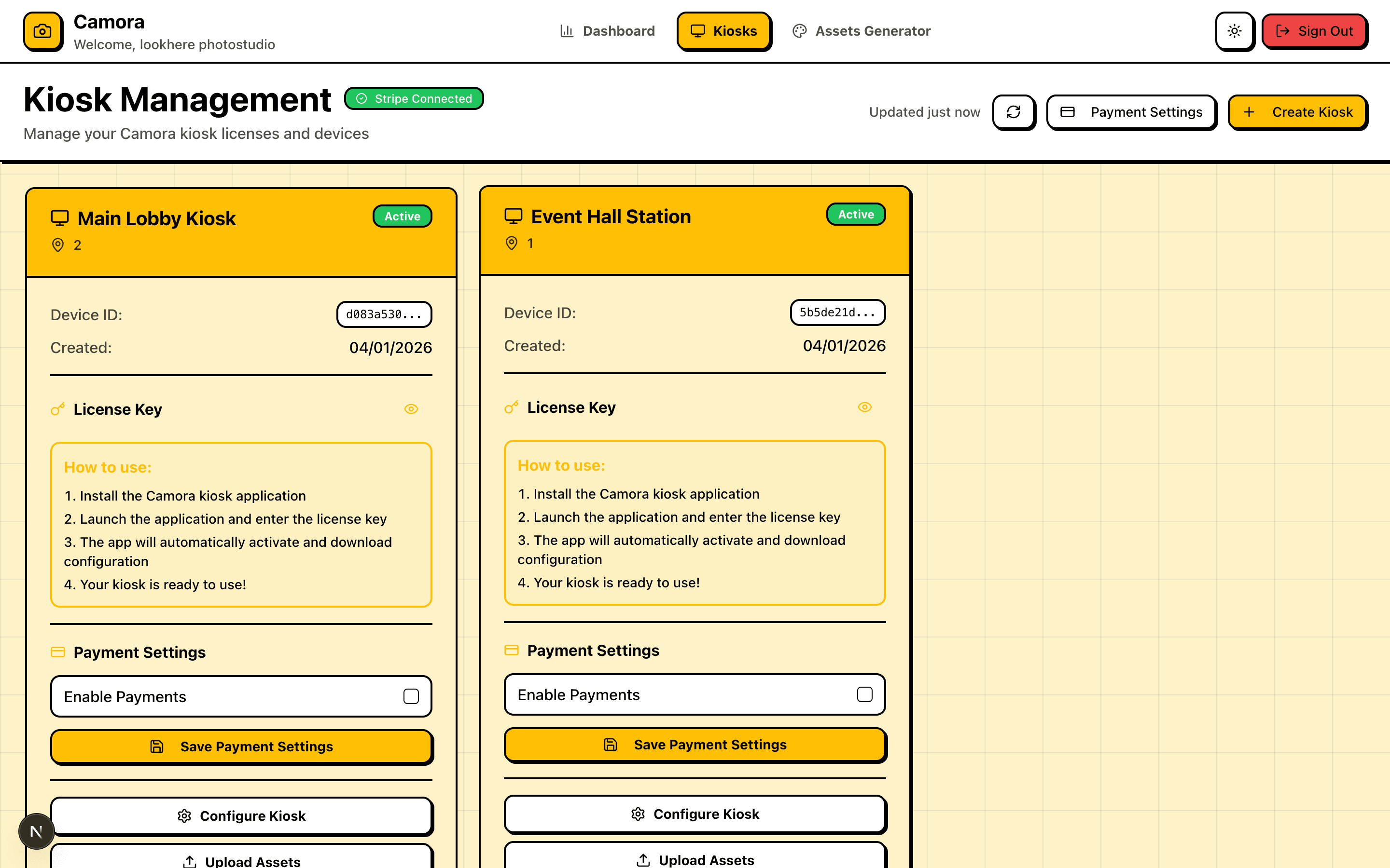 License management showing connected kiosks with status and configuration